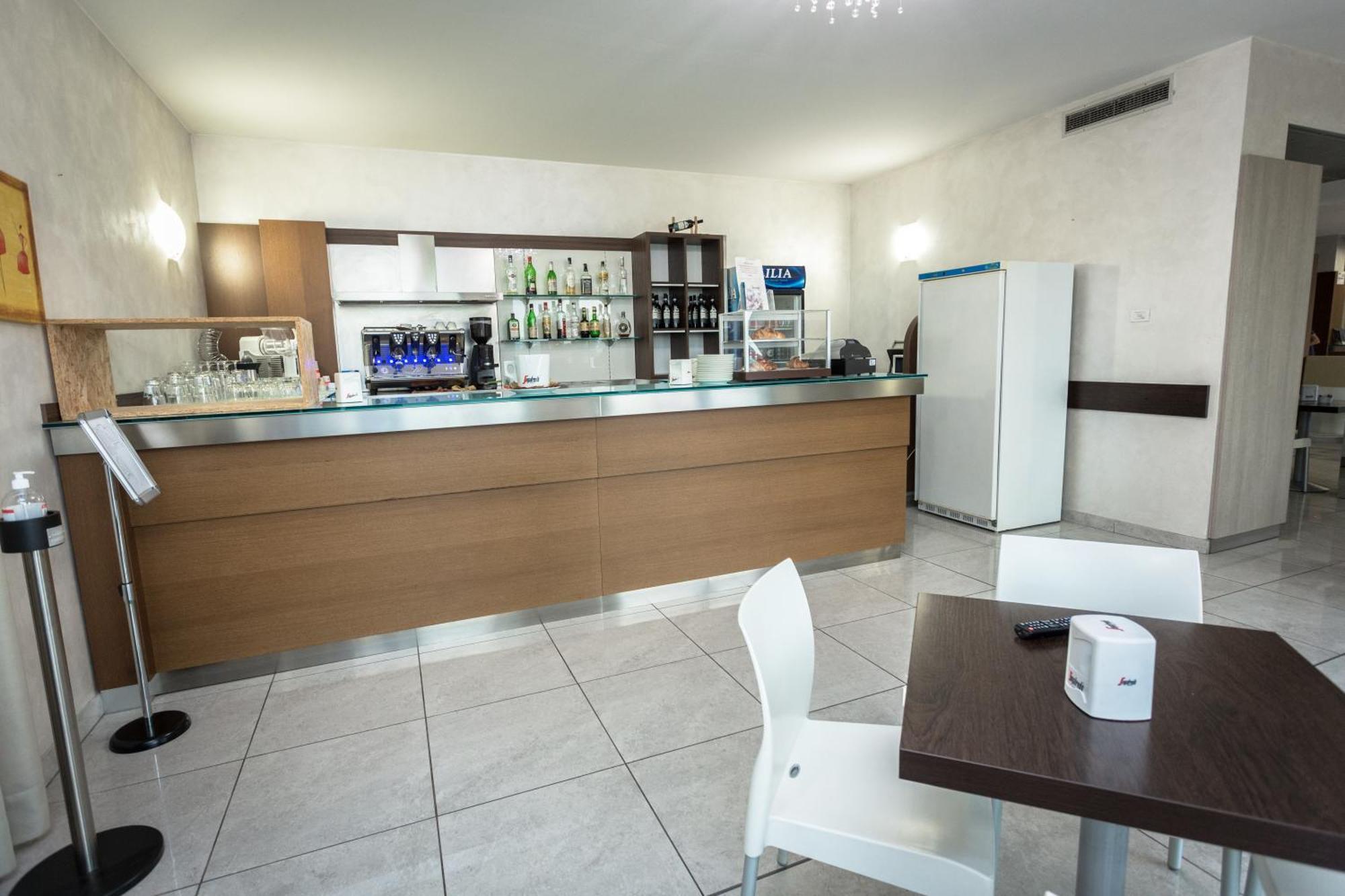 Hotel Don Camillo Brescello Buitenkant foto