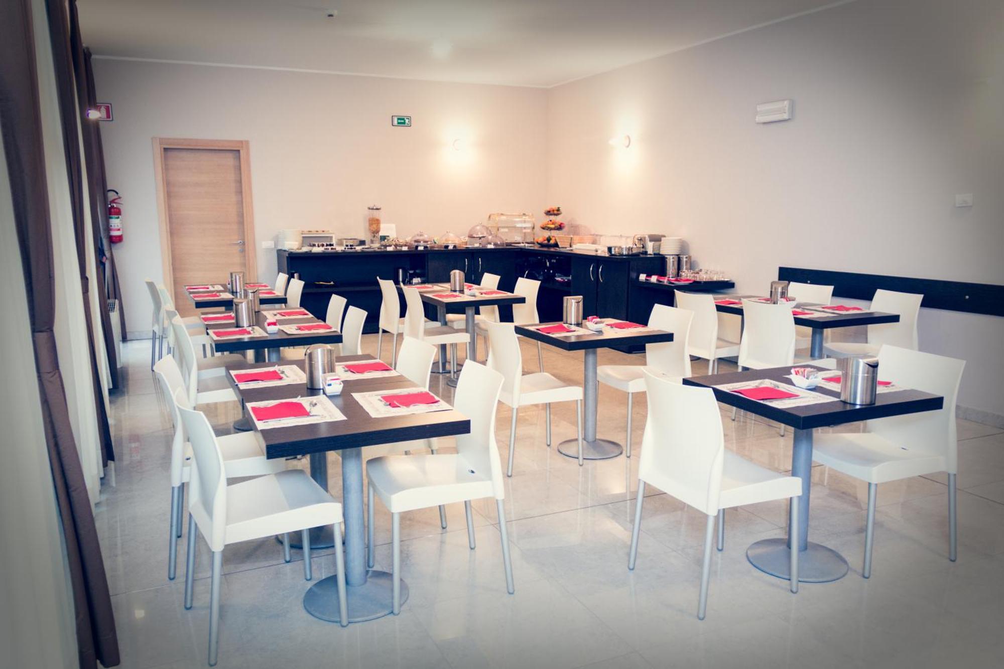 Hotel Don Camillo Brescello Buitenkant foto