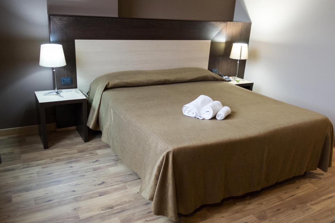 Hotel Don Camillo Brescello Buitenkant foto