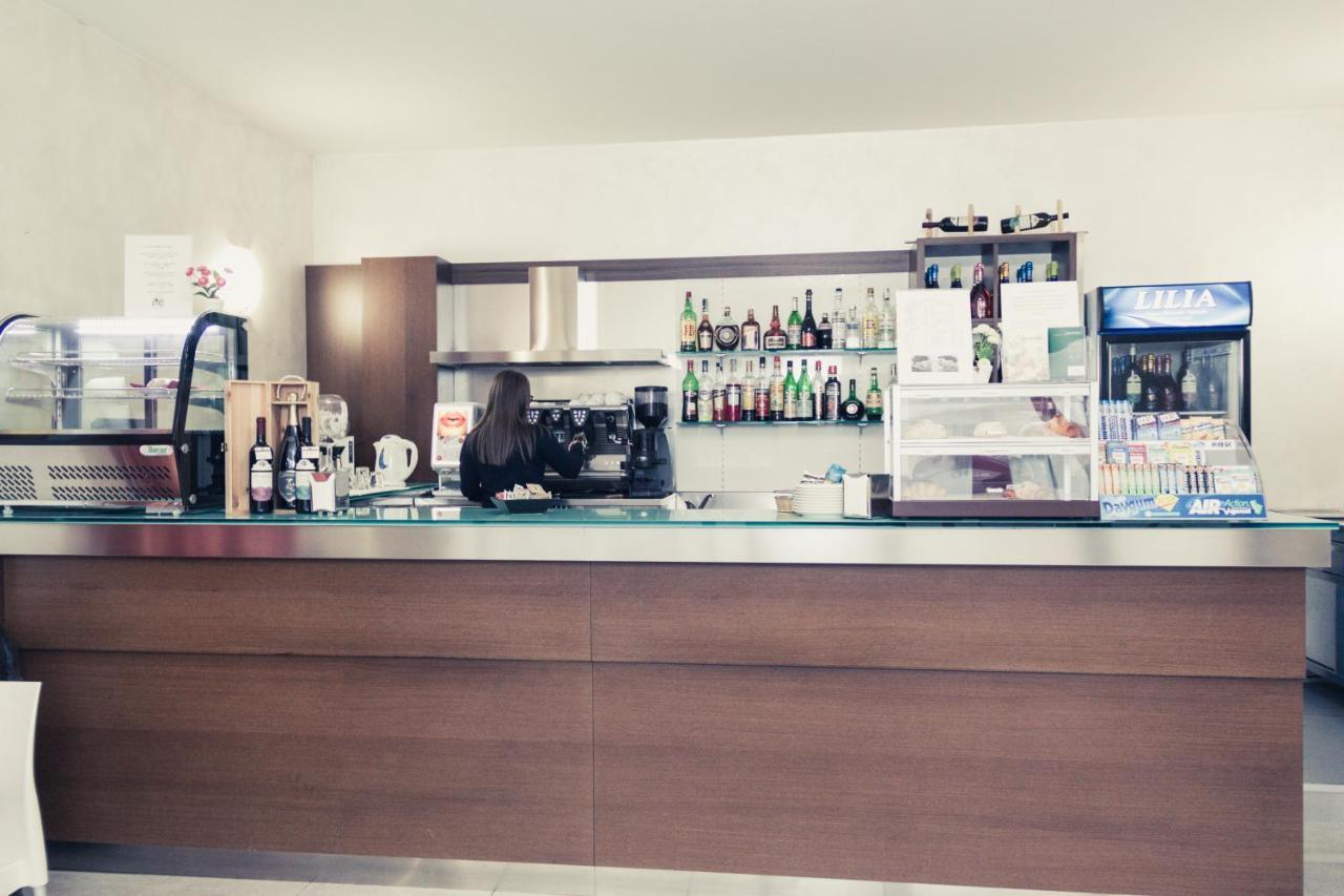 Hotel Don Camillo Brescello Buitenkant foto