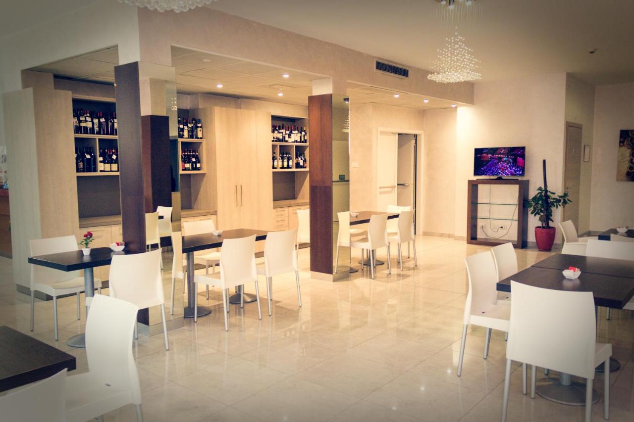 Hotel Don Camillo Brescello Buitenkant foto
